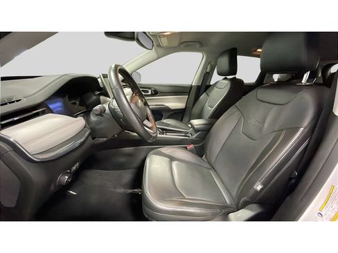 Used 2022 Jeep Compass Limited AWD/4WD image 12