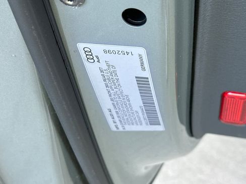 Used 2024 Audi A6 Premium Plus image 34