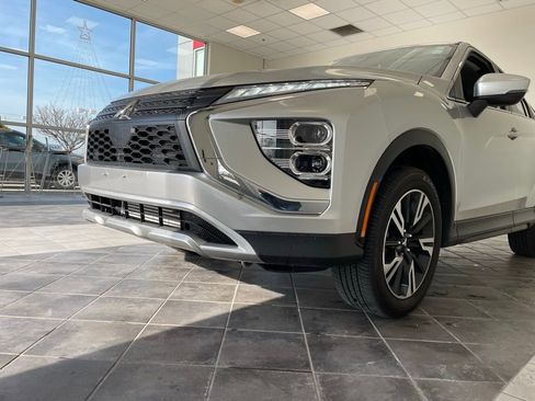 Used 2024 Mitsubishi Eclipse Cross SEL image 14