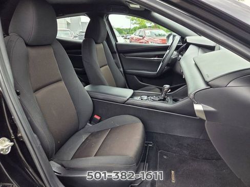 Used 2022 MAZDA MAZDA3 s FWD image 19
