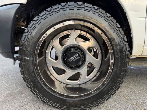 Used 2017 RAM 2500 Tradesman w/ Power Accessory Group RWD image 21