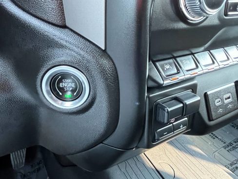 Used 2024 GMC Sierra 1500 Pro w/ Pro Value Package image 30