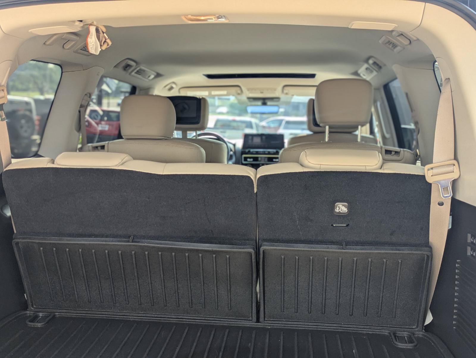 Used 2023 Nissan Armada Platinum w/ Captain's Chairs Package AWD/4WD image 43