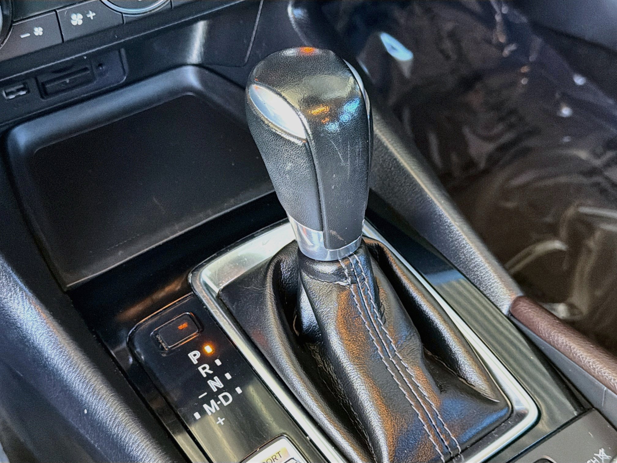 Used 2018 MAZDA MAZDA3 Touring FWD image 24