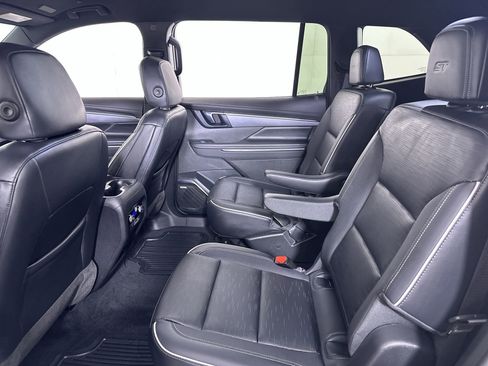 Used 2025 Buick Enclave Sport Touring w/ Power Package image 62