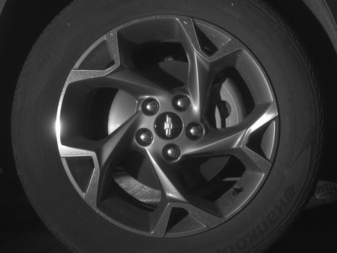 Used 2025 Chevrolet Trax LT w/ LT Convenience Package FWD image 13