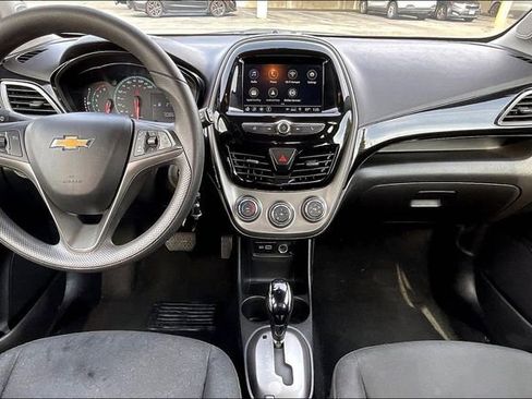 Used 2021 Chevrolet Spark LT image 37