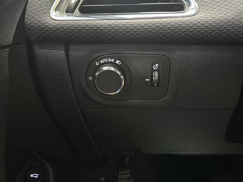 Used 2016 Chevrolet Cruze LT w/ Convenience Package FWD image 16
