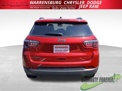 New 2026 Jeep Compass Latitude image 5