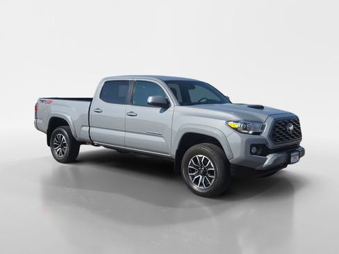 Used 2021 Toyota Tacoma TRD Sport AWD/4WD image 8
