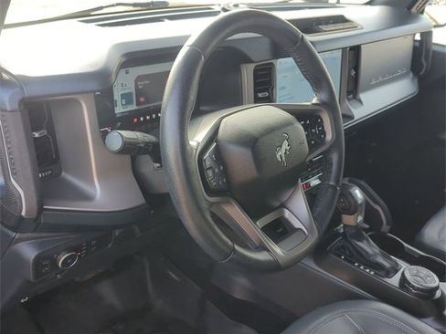Used 2022 Ford Bronco Outer Banks image 12