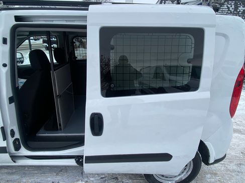 Used 2022 RAM ProMaster City Tradesman w/ Window Group 05 image 9
