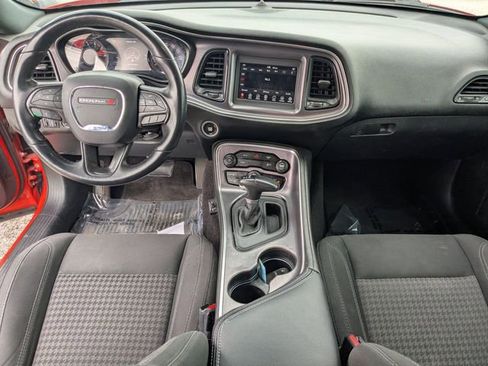 Used 2018 Dodge Challenger SXT w/ Blacktop Package image 13