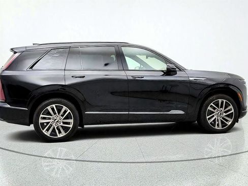 Used 2026 Cadillac Vistiq Sport AWD/4WD image 4
