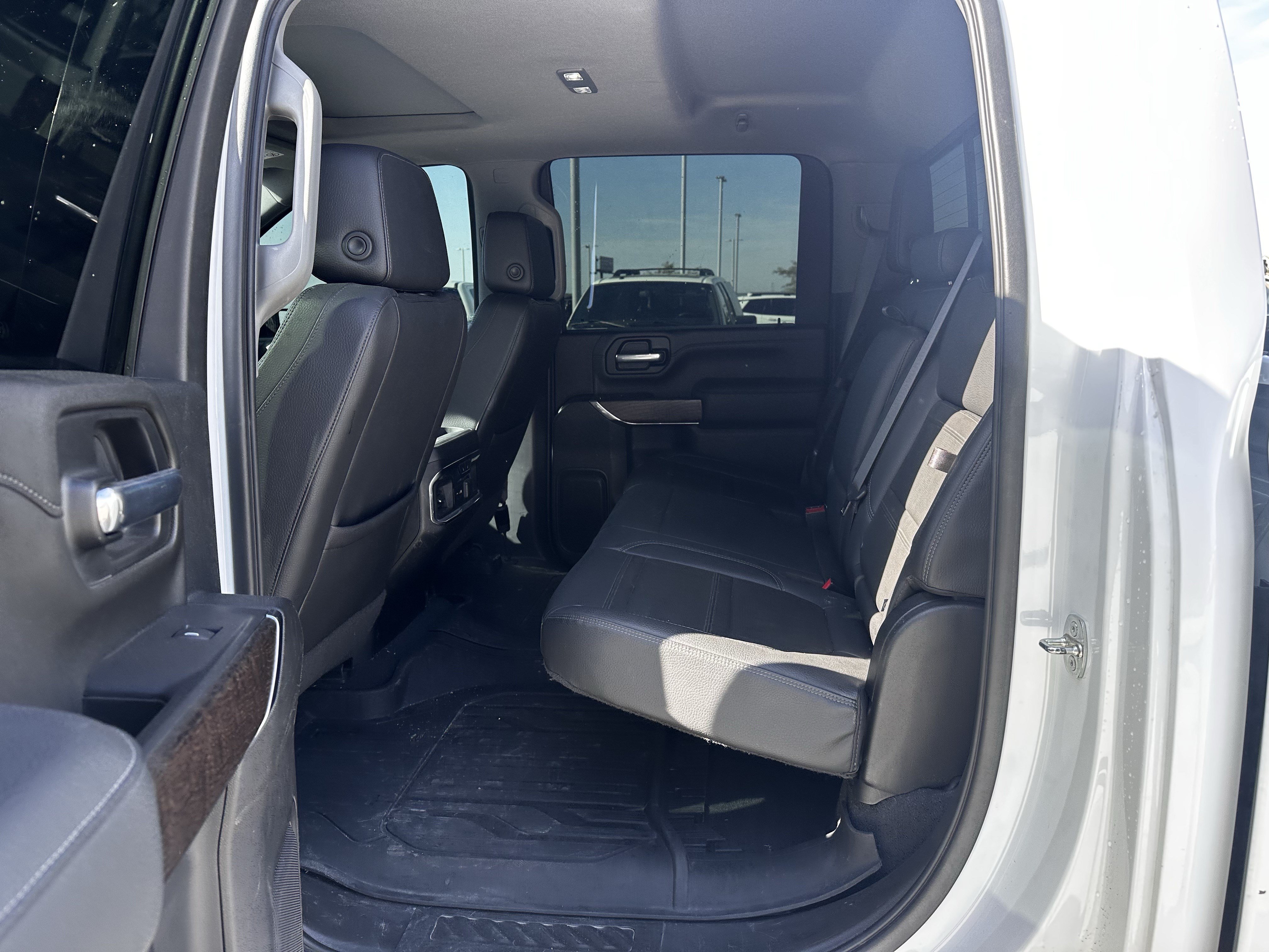 Used 2021 GMC Sierra 2500 Denali AWD/4WD image 9