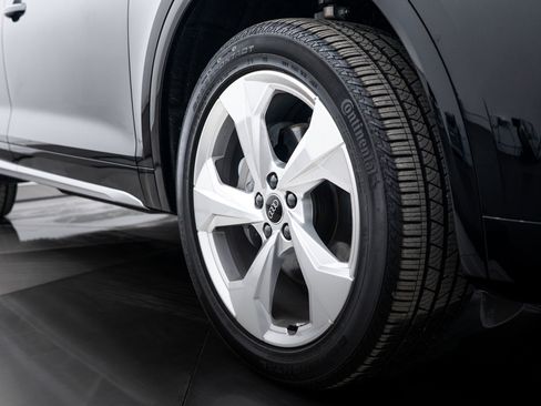 Certified 2025 Audi Q5 2.0T Premium Plus w/ Premium Plus Package image 23