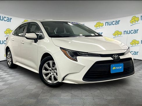 Used 2023 Toyota Corolla LE image 1