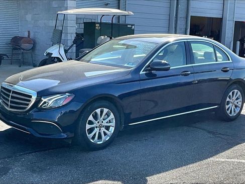 Used 2018 Mercedes-Benz E 300 image 2