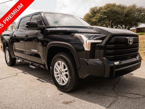 Used 2024 Toyota Tundra SR5 w/ SR5 Premium Package AWD/4WD image 10