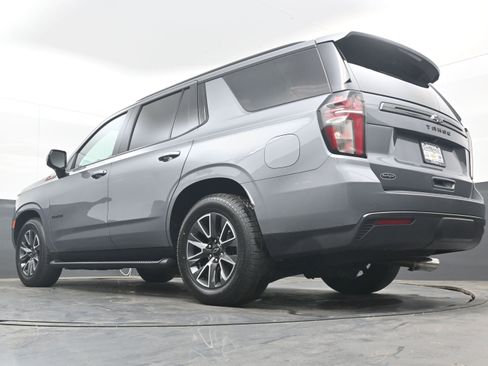 Used 2021 Chevrolet Tahoe Z71 w/ Z71 Off-Road Package AWD/4WD image 26