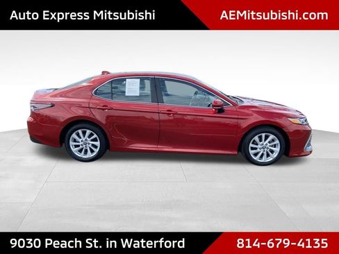 Used 2023 Toyota Camry LE image 8