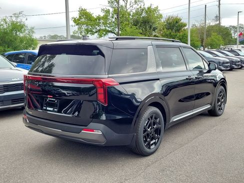 New 2026 Kia Carnival SX FWD image 6