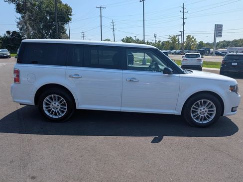 Used 2016 Ford Flex SEL w/ Equipment Group 202A FWD image 7