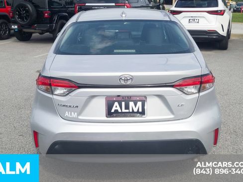 Used 2024 Toyota Corolla LE FWD image 6