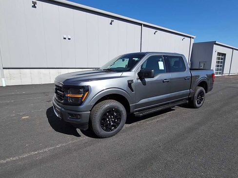 New 2025 Ford F150 XLT w/ Equipment Group 301A Standard image 4