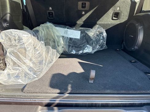 Used 2022 Jeep Wrangler Unlimited Sahara image 38