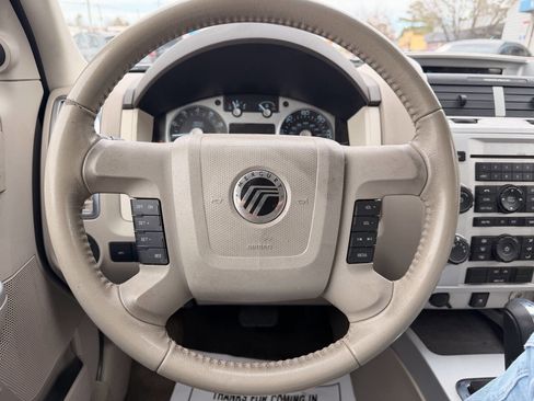 Used 2010 Mercury Mariner 4WD image 23