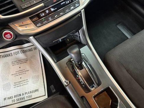 Used 2015 Honda Accord EX image 29