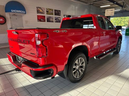 Used 2022 Chevrolet Silverado 1500 RST w/ Bed Protection Package AWD/4WD image 3
