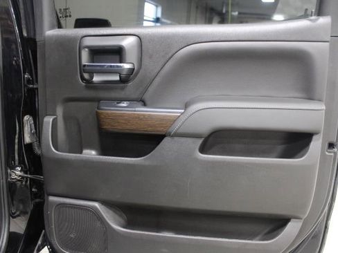 Used 2018 GMC Sierra 1500 Denali w/ Denali Ultimate Package image 26