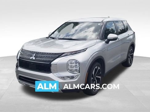 Used 2024 Mitsubishi Outlander SE FWD image 1