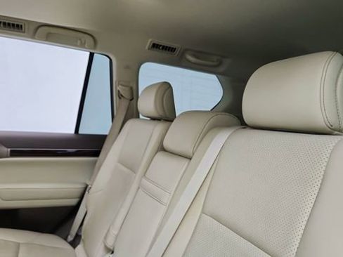 Used 2016 Lexus GX 460 Luxury image 33