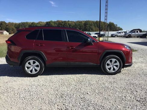 Used 2019 Toyota RAV4 LE w/ All Weather Liner Package AWD/4WD image 2