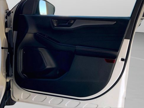 Used 2023 Ford Escape Active image 30