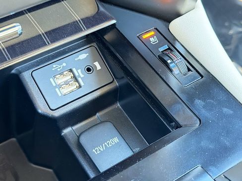 Used 2021 Lexus GX 460 Premium image 37