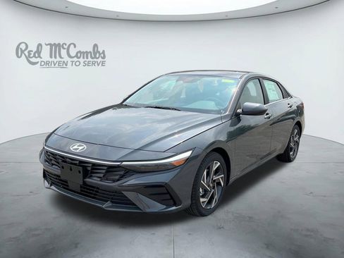 New 2024 Hyundai Elantra SEL w/ Convenience Package image 3