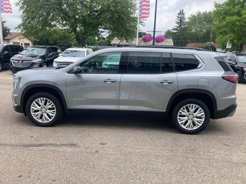 Certified 2024 GMC Acadia Elevation w/ Luxury Package AWD/4WD image 8