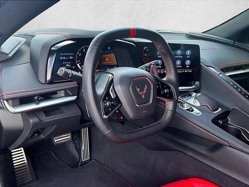 Used 2021 Chevrolet Corvette Stingray Coupe w/ Z51 Performance Package RWD image 14