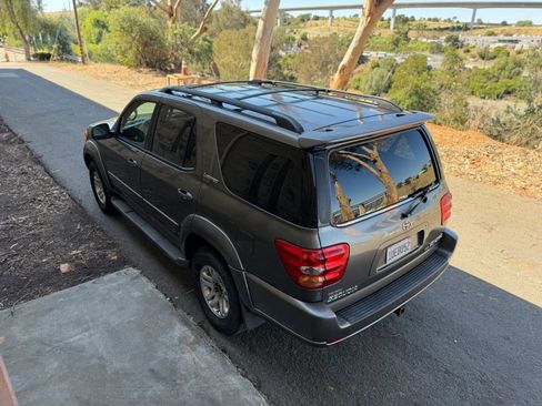 Used 2003 Toyota Sequoia Limited AWD/4WD image 48