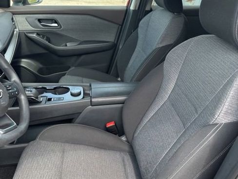 Used 2023 Nissan Rogue SV AWD/4WD image 8