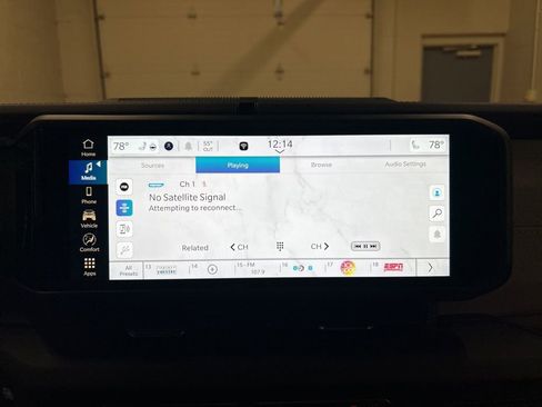 Used 2025 Jeep Wrangler Unlimited Sahara image 26