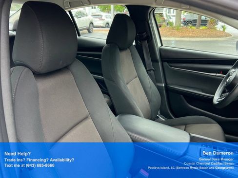 Used 2022 MAZDA MAZDA3 s FWD image 18