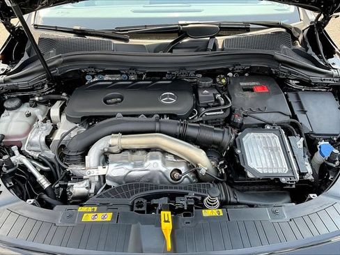Used 2026 Mercedes-Benz GLA 250 4MATIC image 32