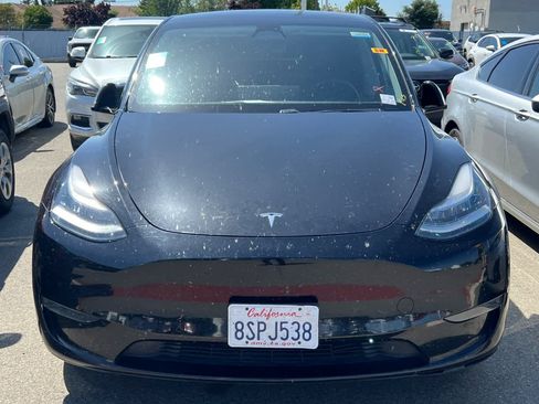 Used 2020 Tesla Model Y Performance AWD/4WD image 2