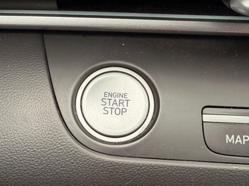 Used 2024 Hyundai Elantra Limited FWD image 21