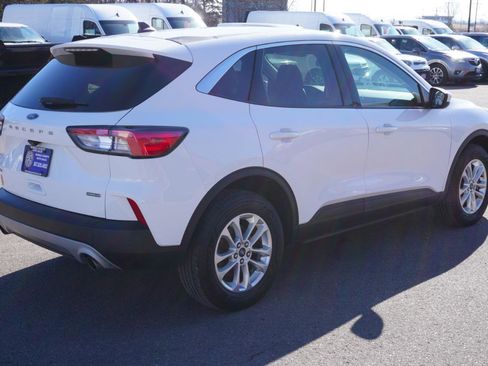 Used 2021 Ford Escape SE image 5